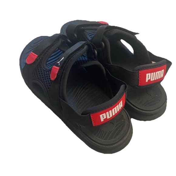 Boys Puma Sandals Sz 2c Red Black Hook N Loop Straps Excellent Condition - Picture 1 of 6